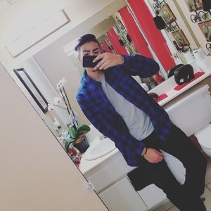 Meet your Posher, Noe